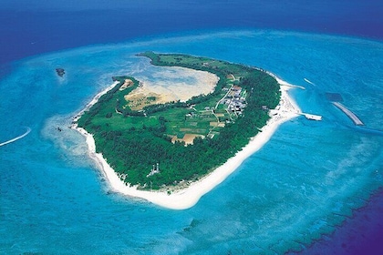 Day Trip to Minna Island Beach with Snorkelling Options