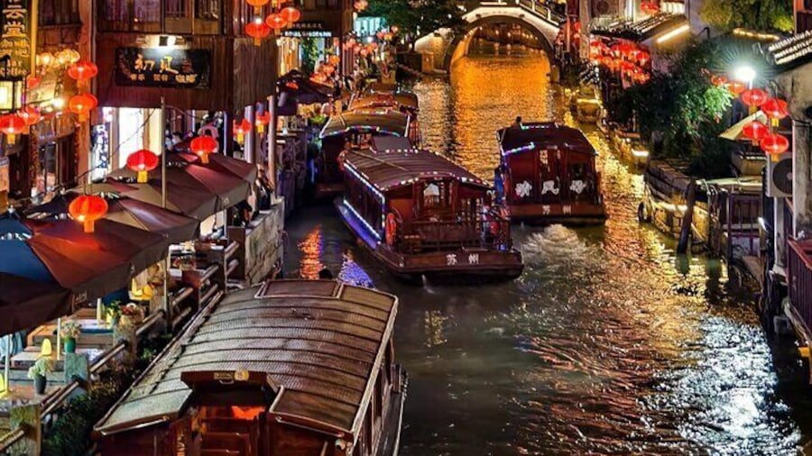 Suzhou Classical Garden and Food Trip by Private Car and Lunch