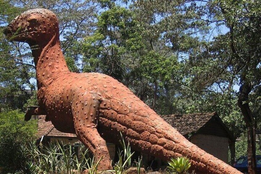Nairobi Hightlight to Nairobi National Museum and Snake Park