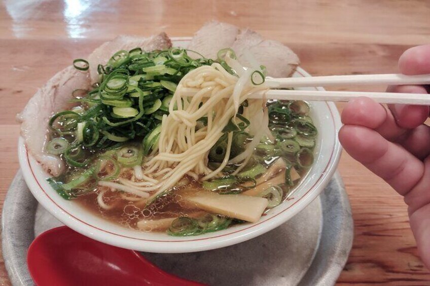 Kobe: Ramen Tasting Tour with Local Guide