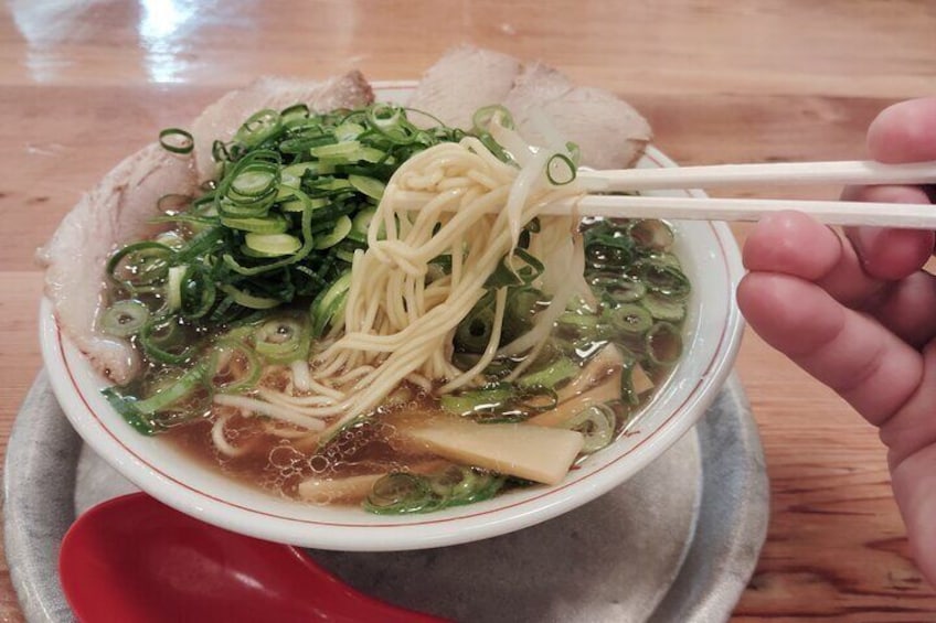 Kobe: Ramen Tasting Tour with Local Guide