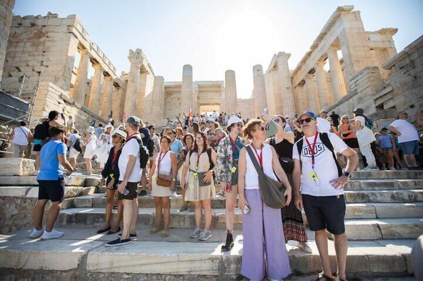 Early Access to the Acropolis & Parthenon Walking Tour in Spanish