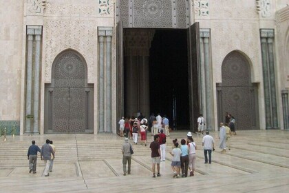 Day Trip From Marrakech To Casablanca - Marrakech to Casablanca