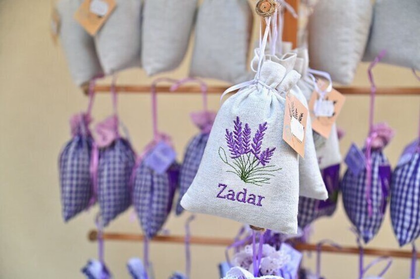 Explore Zadar Old Town & Local Market on a Guided Walking Tour