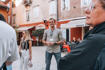 Explore Zadar Old Town & Local Market on a Guided Walking Tour