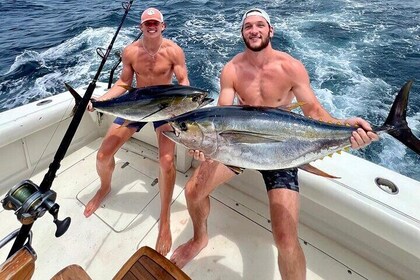 Experiencia de Pesca Privada en Yate con Todo Incluido