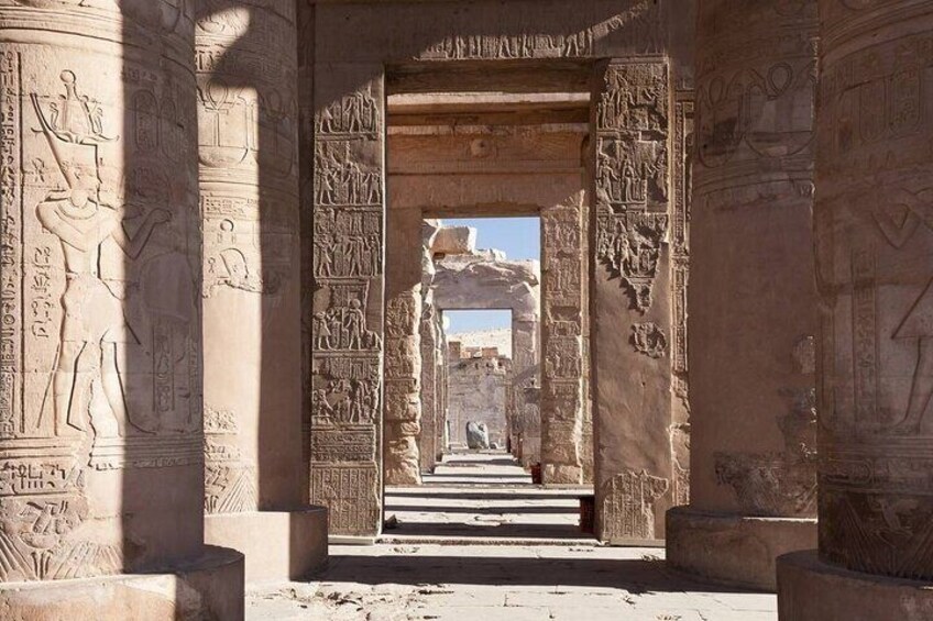 Private Tour Edfu and Kom Ombo Temples from Luxor