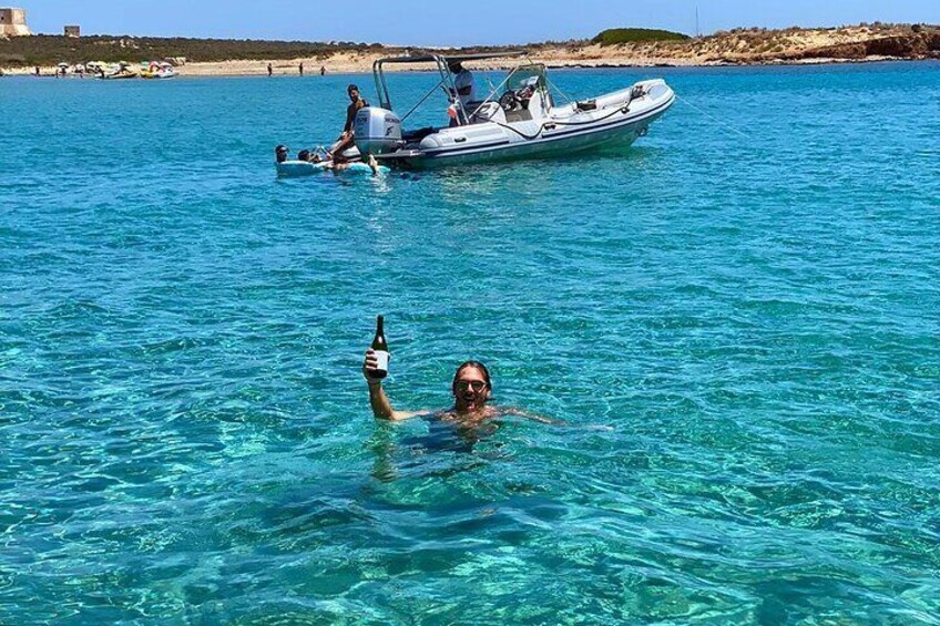 Marzamemi: Private boat tour to the Faraglioni of Punta Ciriga