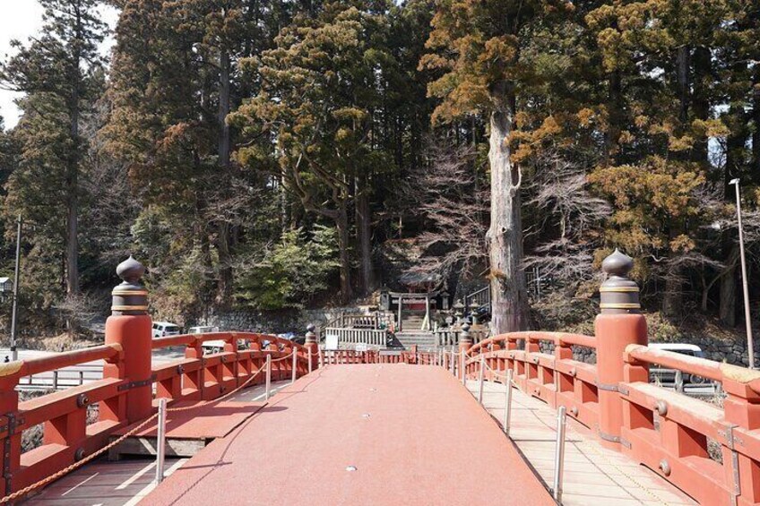 Photo shoot at Shinkyo Bridge in Nikko city