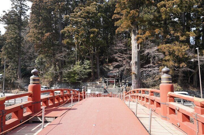 Photo shoot at Shinkyo Bridge in Nikko city