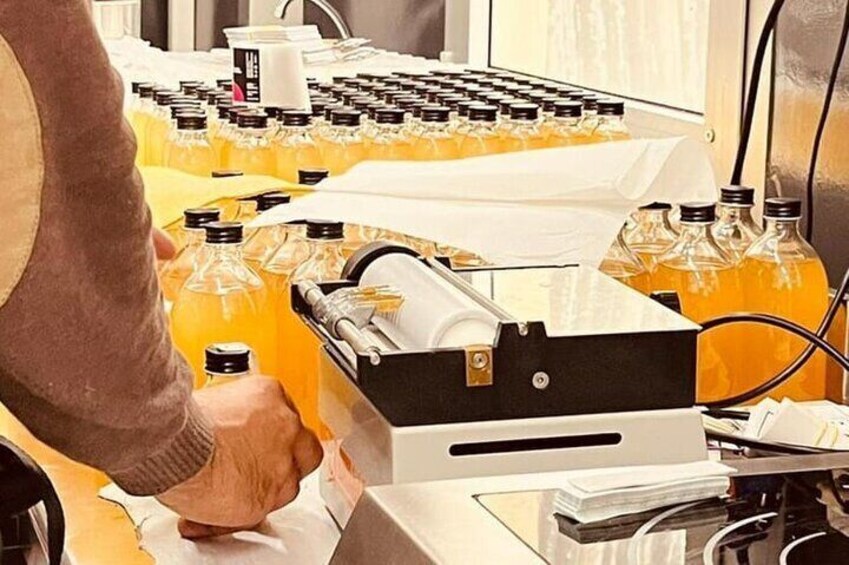 Rome Limoncello Making Class with Pizza and Spritz tasting