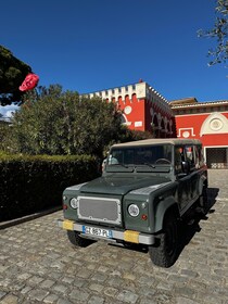 Nice : Wine Tasting in backcountry in Defender