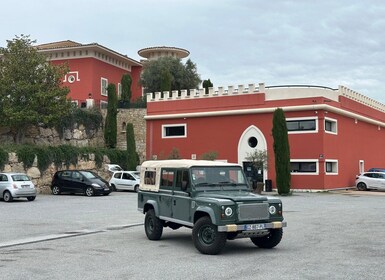 Nice : Wine Tasting in backcountry in Defender