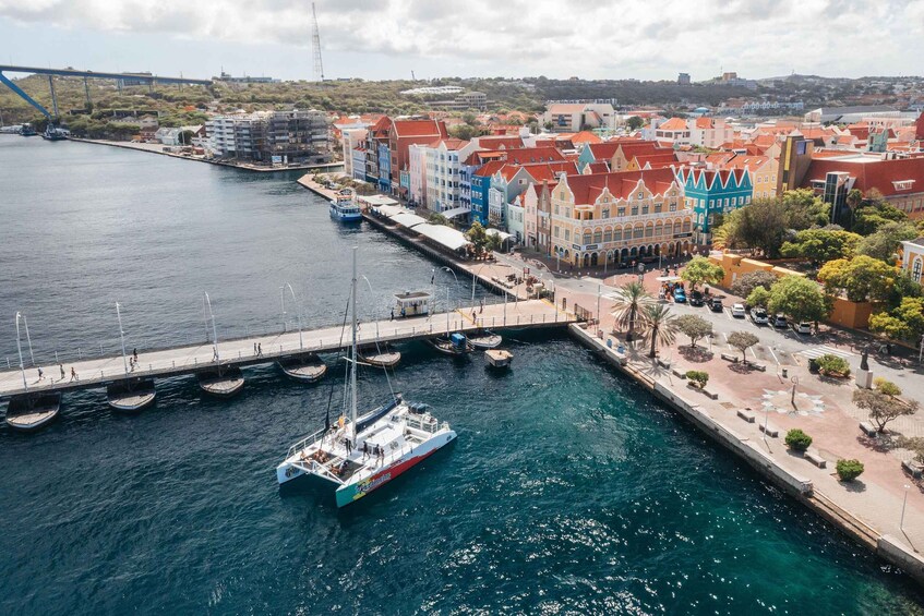 Picture 10 for Activity Curacao: West Coast Boattrip with Beaches, BBQ and Blue Room
