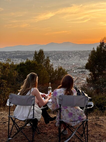 Picture 2 for Activity Nice: Sunset & Apéro in a 4x4 Defender with panoramic view