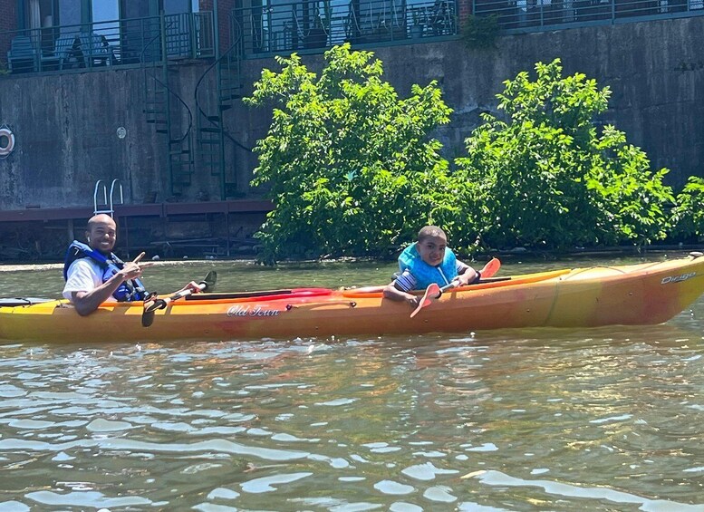 Picture 1 for Activity Chicago: 2-Hour Kayak Rental from North Rockwell