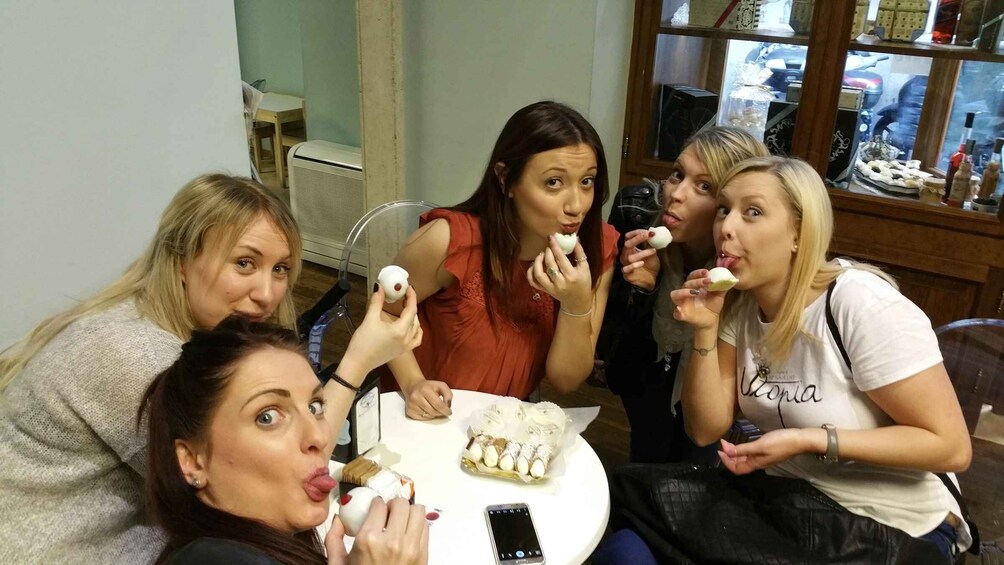 Picture 2 for Activity Dolce Rome Tour: Taste Local Desserts Cakes and Pastries