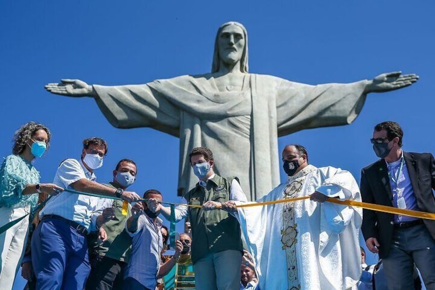 Adventures in Rio de Janeiro with visiting Christ the Redeemer (Full-day)