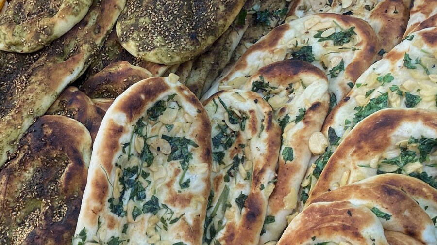 Tel Aviv: Immersive Food Tasting Tour of HaTikva Market