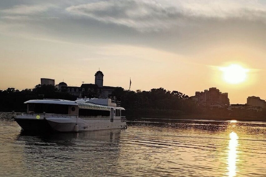 Cruise Tasik Putrajaya