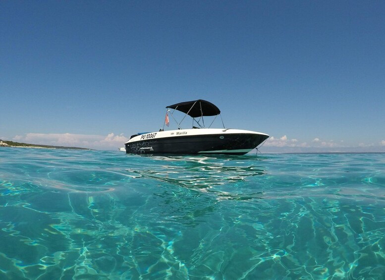 Pula: Cave Private Boat and Snorkeling Tour