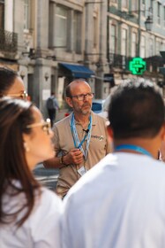 Lisbon: Walking Tour & Local Pastry