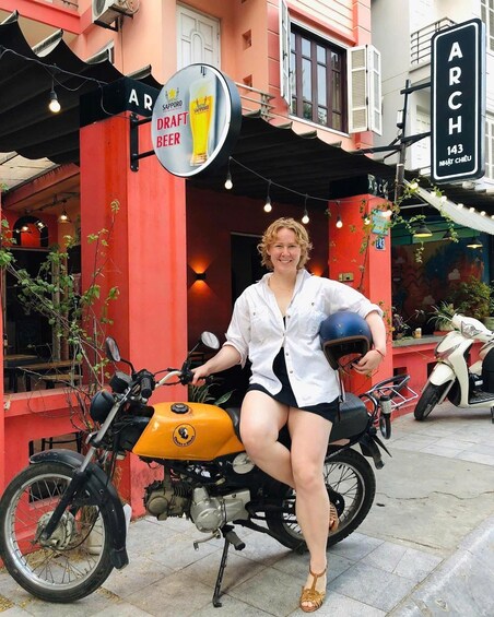 Chicks n Bikes: Customised Motorbike Riding Lesson in Hanoi