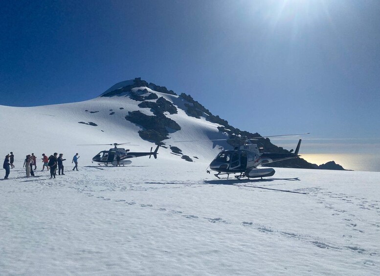 Picture 1 for Activity Grand Tour | Helicopter Flight | Milford Helicopters