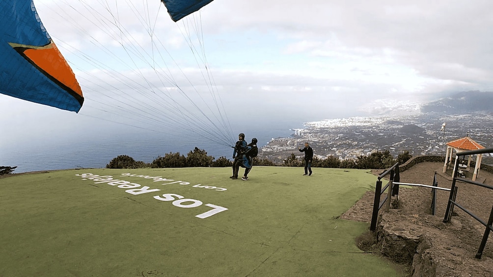 Tenerife: Paragliding Tour With Instructor