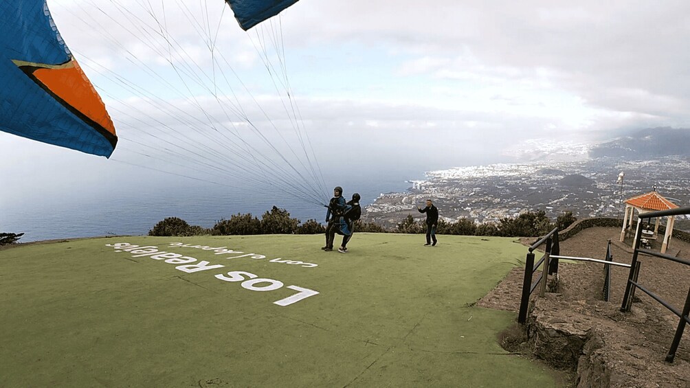 Tenerife: Paragliding Tour With Instructor
