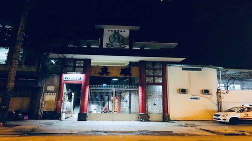 Ho Chi Minh City: Saigon Ghosts and Beliefs Motorbike Tour