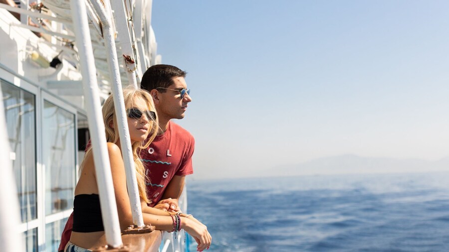 Athens: Aegina, Agistri & Metopi Swimming Cruise with Lunch