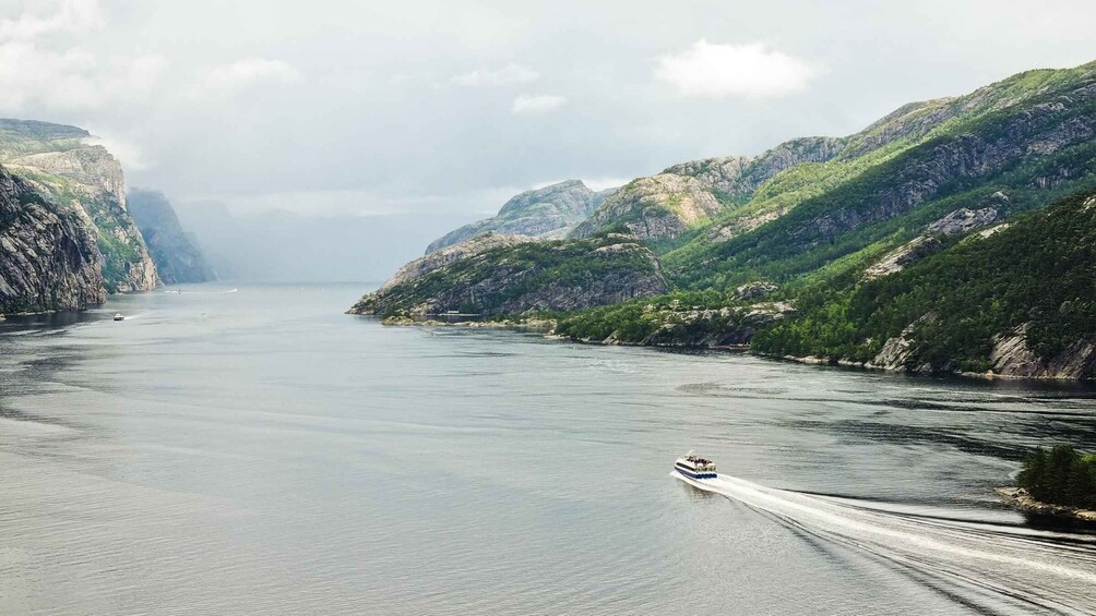 Picture 4 for Activity Stavanger: Lysefjorden Cruise and Preikestolen Hike