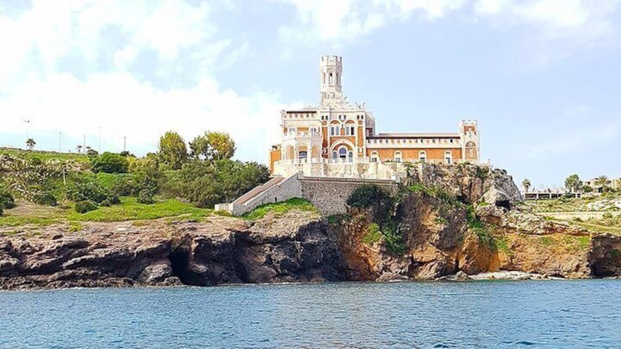 Sicily Boats Note: Boat Tour in Capopassero 4 people 4 hours