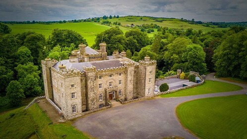 Dublin: Boyne Valley & Slane Distillery Private Tour