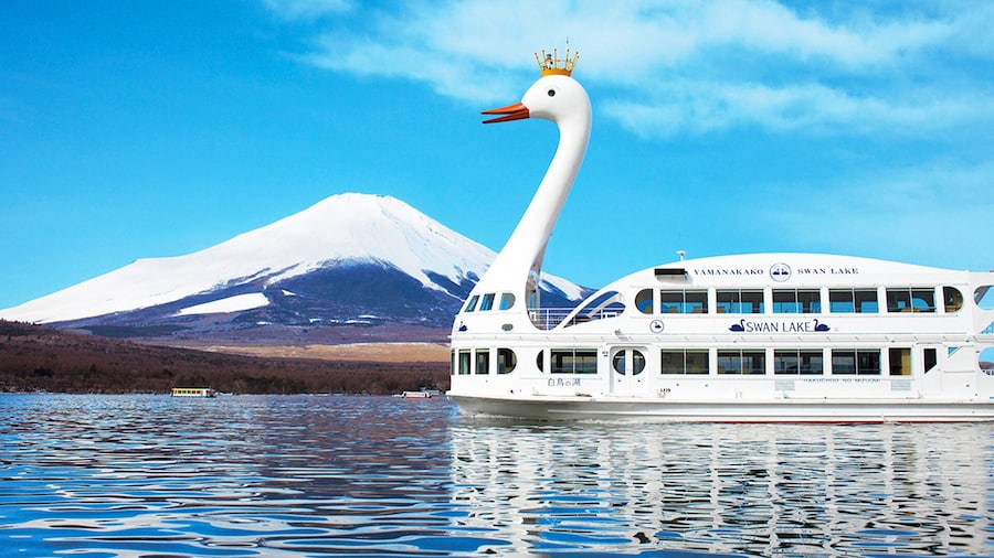 Japan: Fuji Twin Lakes Hot Springs Day Tour
