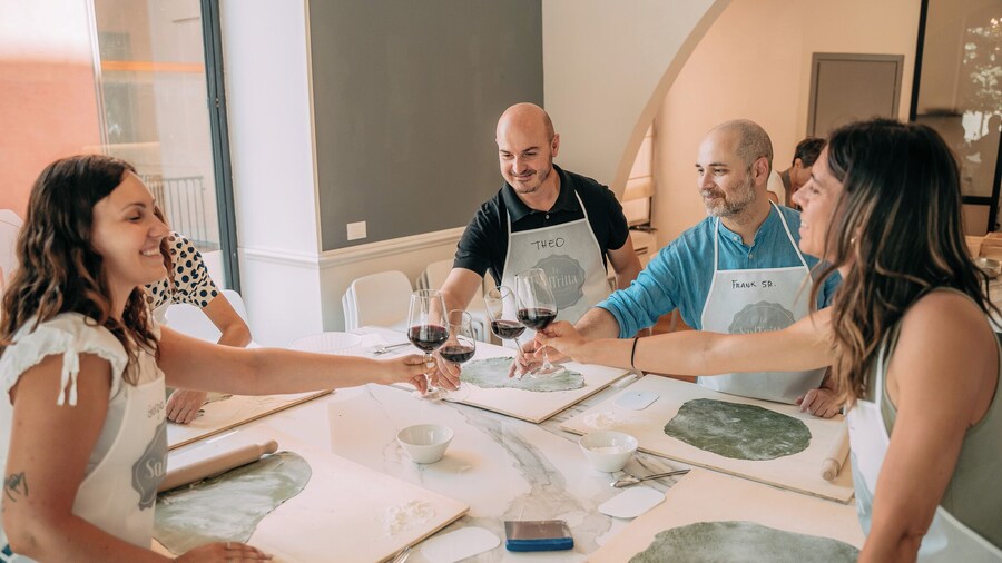 Bologna: The Original Lasagna & Gelato Class at a Cozy Cooking School