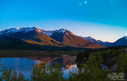 From Banff/Canmore: Banff National Park Guided Day Tour