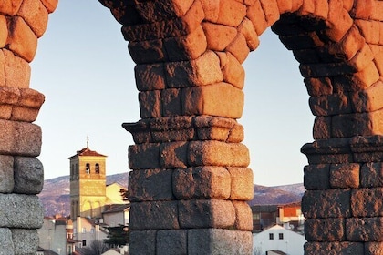 Segovia från akvedukten till Alcazar: A Self-Guided Audio Tour
