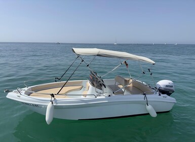 Malaga: Boat rentals without a license