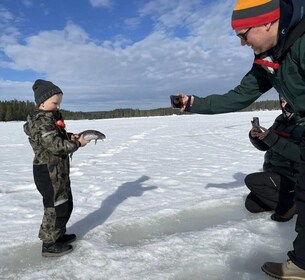 Sälen: Ice Fishing Experience