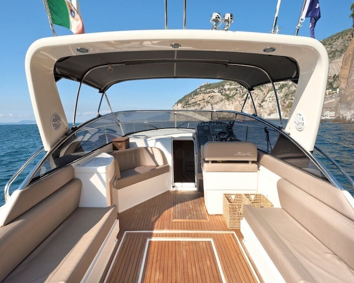 Picture 1 for Activity Amazing Private Yacht Tour to Capri & Positano