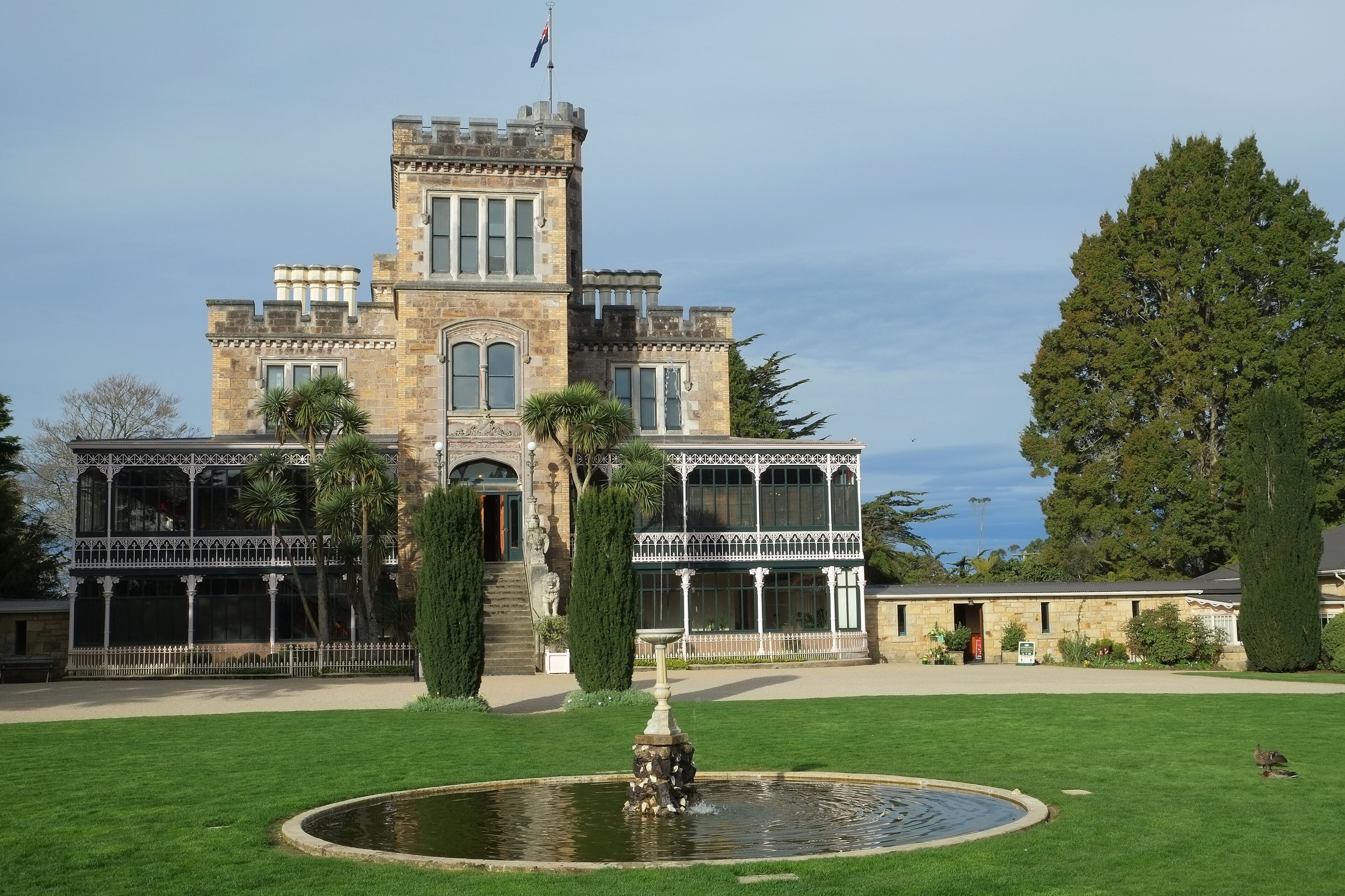 Dunedin Sights with Larnach Castle