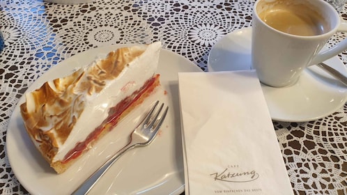 Innsbruck: Sweets & Coffee Tour - Private Guided Tour