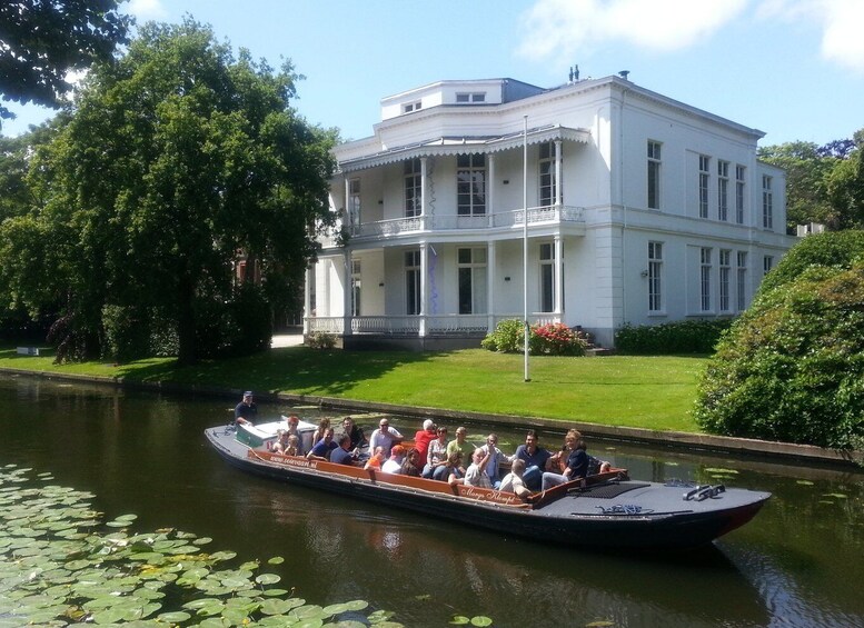 Picture 3 for Activity The Hague: City Canal Cruise