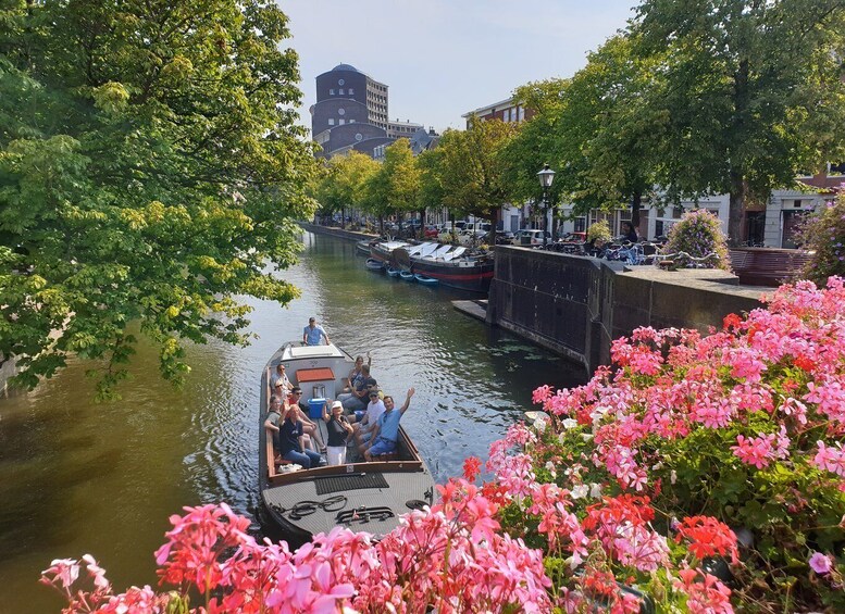 The Hague: City Canal Cruise