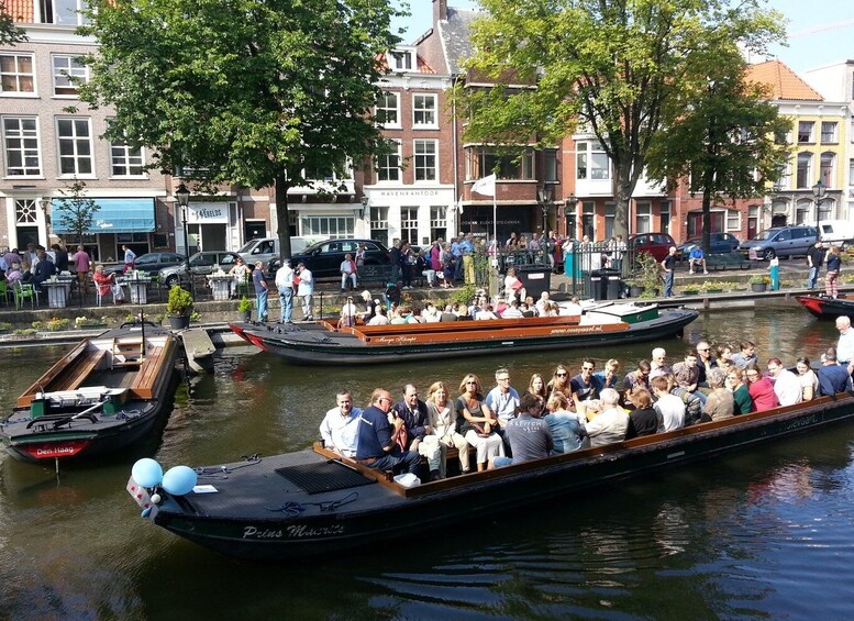 Picture 1 for Activity The Hague: City Canal Cruise