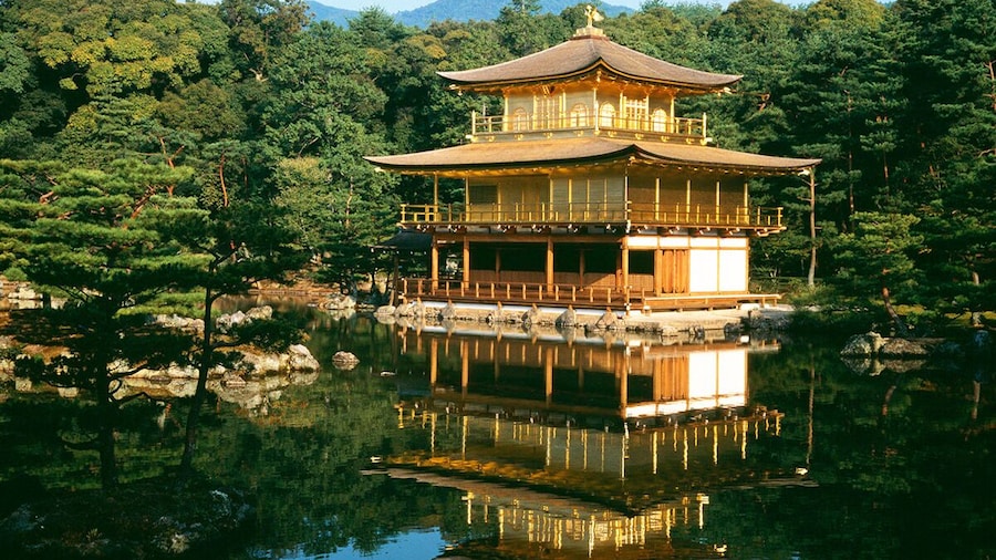 Japan: Kyoto Day Tour: Nijo, Kinkakuji, Arashiyama & Fushimi Inari