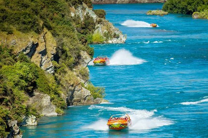 Queenstown: Jet Boat Adventure with Thunder Jet