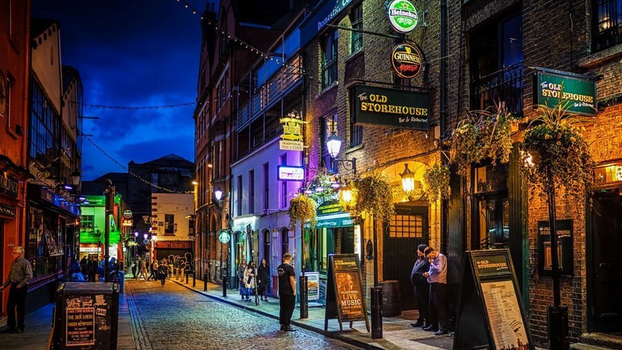 Dublin by Night: Illuminated City Ride with Pub Stop & Iconic Sights